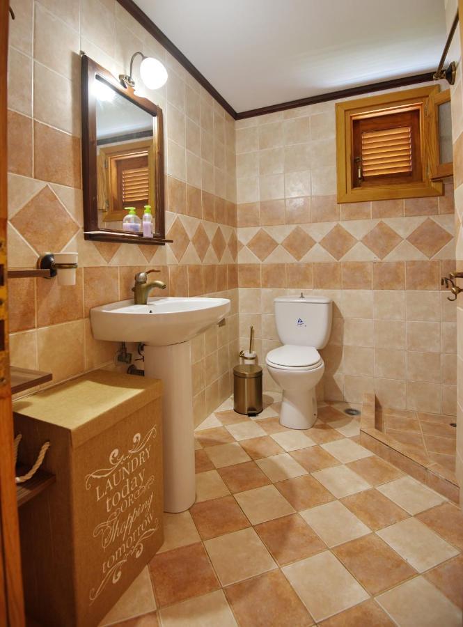 Petrino Villa Patitiri  Exterior photo